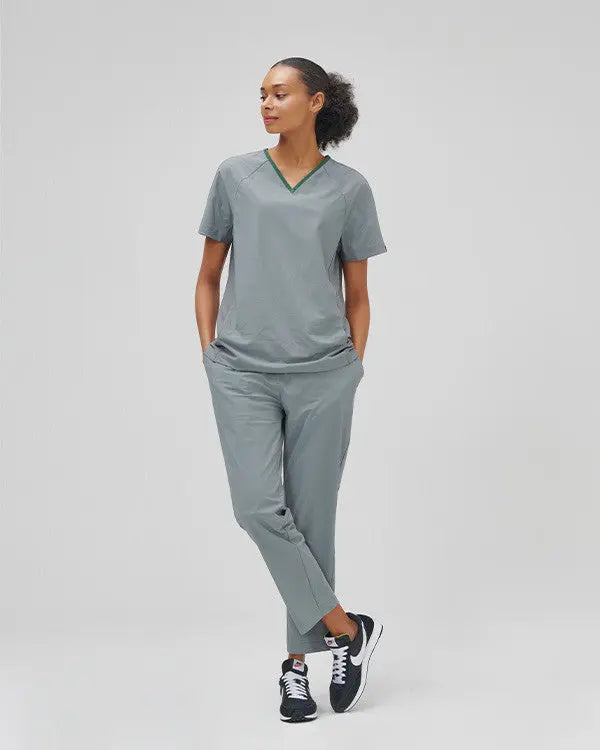 Scrub Set (Top & Pants) Women gamonmedical